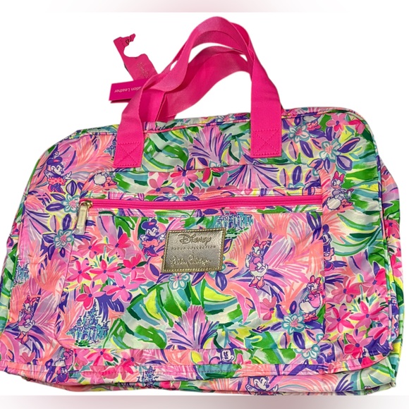 Lilly Pulitzer Handbags - Disney Dreams Lilly Pulitzer Bag Perfect personal item to use for your vacation